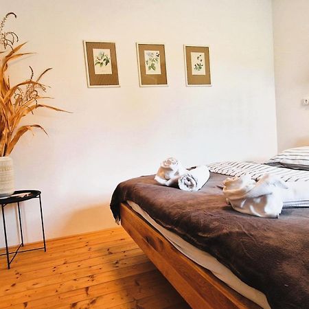 Apartmany Vcelin Brniste Ngoại thất bức ảnh